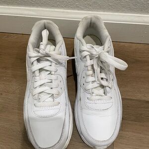 Nike Air Max 90 Sneakers